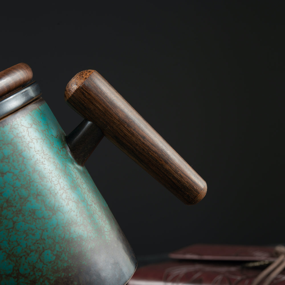 Emerald Ceramic Coffee & Tea Mug – Elegant & Timeless