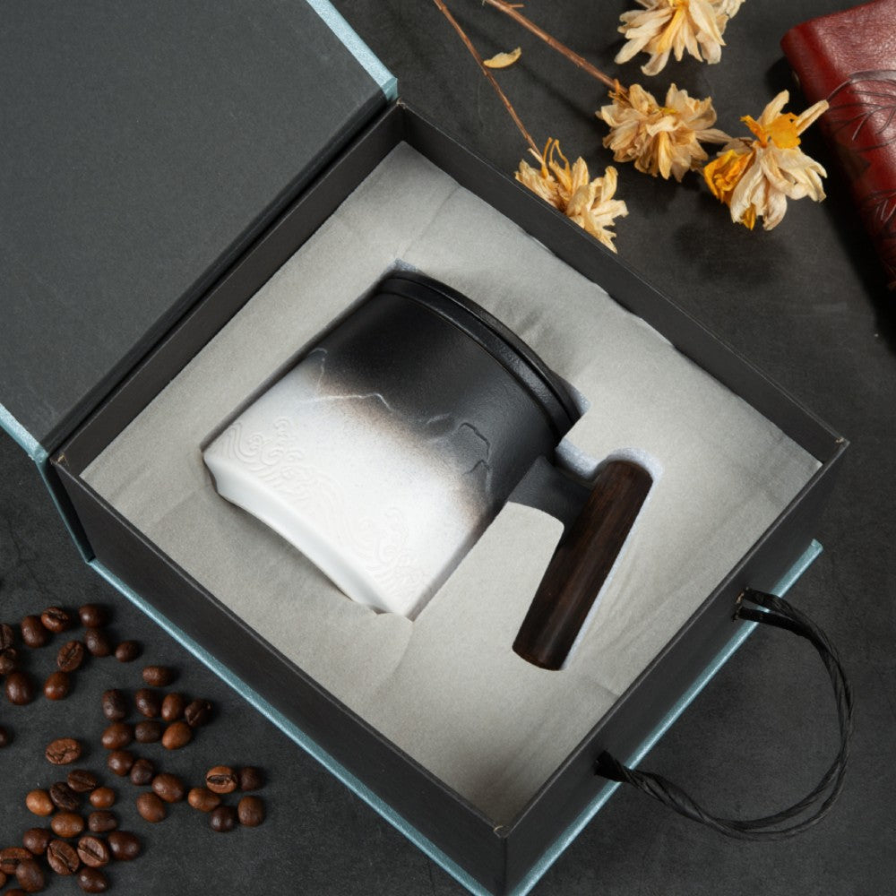 Mountain View Mug – Elegant Ceramic for Tea & Coffee